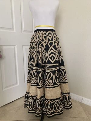 Anthropologie Moda International Victorias Secret Falda Negra MultiTalla0 Foto 1 de 4