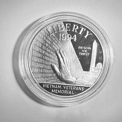 USA 1994 Vietnam War Veterans Memorial Silver Dollar Proof Coin - Image 1 of 2