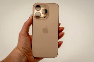 iphone 16 pro max 256 gb TikTok Installed - Picture 1 of 1