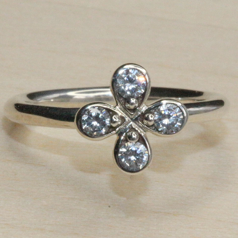 PANDORA Four-petal Flower Ring - 54