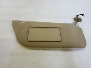 Tan Right Passenger Sun Visor w/ Light / Mirror | Fits 2003-2007 Ford F250 F350 - Bild 1 von 12
