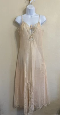 Camisón de Colección Barbizon Verano Manga Gorra Color Melocotón Talla Busto Pequeño 34 Foto 1 de 4