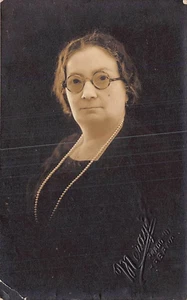 Postcard CUBA: Studio Portrait of Unknown Mother, Havana, 1930, Inscribed to Son - Picture 1 of 2