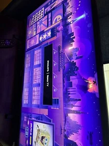 Philips 32PFL6452/F7 32'' 720p LED Roku Smart TV - Picture 1 of 2