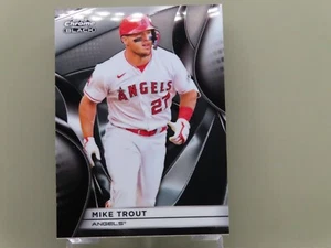 Mike Trout 2025 Topps Chrome Black #5 Angels - Bild 1 von 2