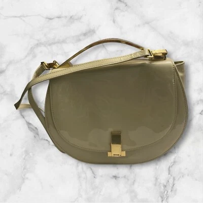 出售 Zac Zac Posen 象牙色 白色 手提包 结构漆皮 半月钱包 — 第 1/4 张图片