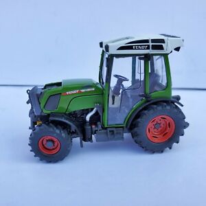 1/32 Fendt 1165 MT on Tracks with Working LED Lights by USK Scale Models 10638