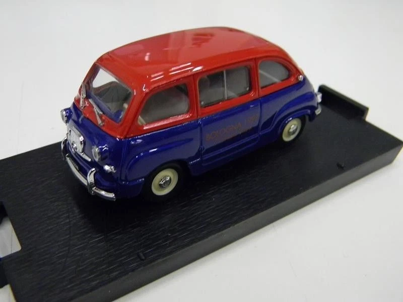 AUTO BRUMM 1:43 MADE IN ITALY DIE CAST FIAT 600 MULTIPLA 1956 BOLOGNA SHOW 1997 - Immagine 1 di 1