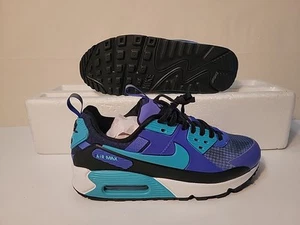 NIKE HOMBRE AIR MAX 90 DRIFT VIOLETA/AZUL MARINO/NEGRO/CACTUS FB2877 500 TALLA: 6/WMN: 7.5 - Imagen 1 de 14