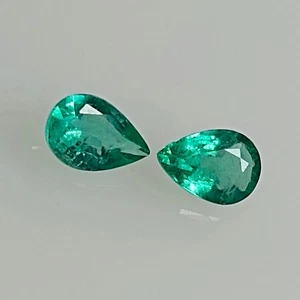 0.74 CT - Natural Zambian Emerald Nice Luster Green Gem Pear Pair - 9603 - Picture 1 of 2