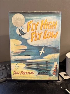 Fly High, Fly Low Hardcover Don Freeman 2004 HC Edition mit Schutzumschlag - Bild 1 von 12