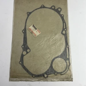 Yamaha Clutch Cover Gasket 4X7-15462-00 XV1000 XV1100 NOS OEM - Picture 1 of 2