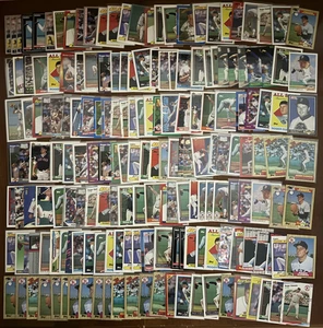 HUGE Roger Clemens Baseball Card Lot Multiple Years/Brands About 200 Cards! - Picture 1 of 11