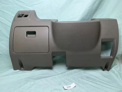 Panel de instrumentos inferior para conductores Nissan Frontier Xterra 2001-2004 68106-7Z800 Foto 1 de 4