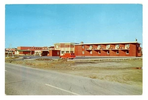 Albatross Hotel GANDER Newfoundland Canada 1960 Advertising Postcard - Picture 1 of 2