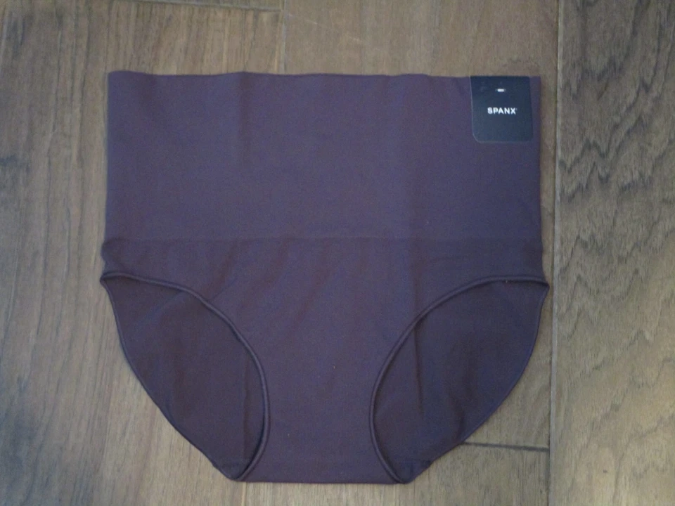 ТРУСИКИ КОРОТКИЕ SPANX SPANXSHAPE ЭКСТРАОРДИНАРНЫЕ ECOCARE ГЛУБОКАЯ СЛИВА РАЗМЕР 3X - Изображение 1 из 1