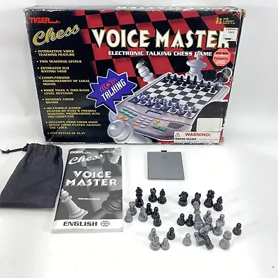 Classic Voice Master Electronic Chess Set - Smart Electronic Chess