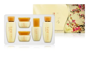 Korean K-Beauty Nourishing Miniature 5-Piece Set - Picture 1 of 17