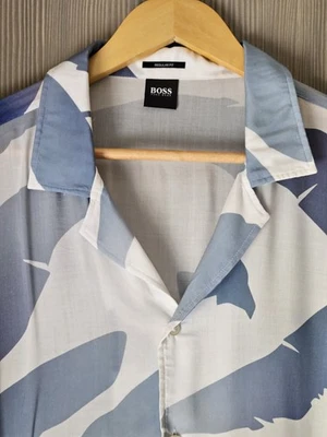 Hugo Boss Short Sleeve Shirt 2XL In Immaculate Condition - Image 1 of 4
