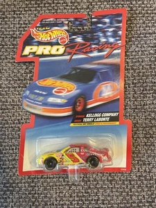 Hot Wheels Pro Racing NASCAR #5 Terry Labonte 1997 Corn Flakes Monte Carlo. - Foto 1 di 5