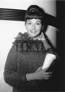 CHRISTINE KAUFMANN 5x7 CANDID PHOTO Very Rare - Picture 1 of 1