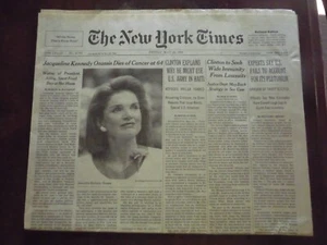 Lot of 16 Rare Jackie Kennedy LA & NY Newspaper/People,Photoplay, Life, Magazine - Picture 1 of 16