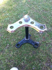 Joche und Steuersatz für Honda SS50 '74 ab - Bild 1 von 3