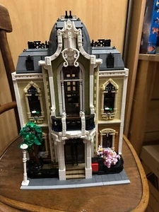 Lego Modular Building Custom Gideon's House - Picture 1 of 2