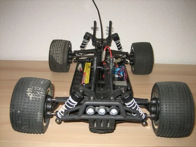 Carson Quad 1:10 defekt, ohne Hülle - Bild 1 von 4