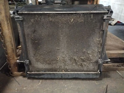 Radiador compatível com 04-12 CANYON 1745540 - Imagem 1 de 4