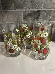 Vintage Anchor Hocking Strawberries & Blossoms 12.5 Oz Tumblers Set Of 4 - Picture 1 of 5