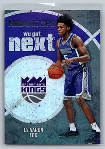 2017-18 Panini NBA Hoops - De'Aaron Fox - We got Next #5 - Rookie - Foto 1 di 2