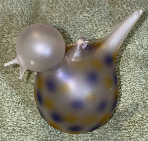 Blown Glass Polka Dot Bird Ornament - Bild 1 von 8