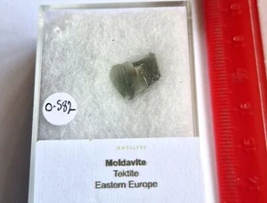 SUPER PIECE OF MOLDAVITE TEKTITE - 0.582 Grams- Genuine Material - Picture 1 of 5