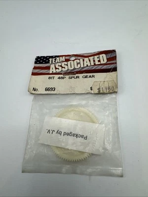 Vintage Team Associated RC10 White Spur Gear 81 Tooth 48 Pitch Rare ASC 6693 - Image 1 of 4