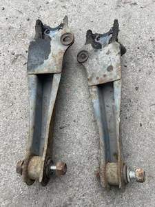 78-83 Datsun 280zx Front Lower Control Arms Left Right Pair - Picture 1 of 2