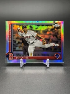 2025 Topps Chrome #127 Rafael Devers Refractor Red Sox SF Giants - Picture 1 of 2