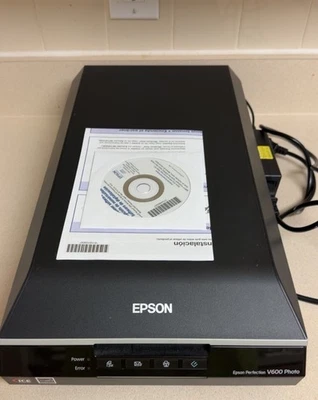 Epson Perfection V600 Photo Scanner - B11B198011 COMPLETE W CHARGER AND DVD!!! - Image 1 of 4
