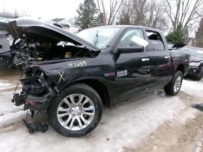 Used Front Center Interior Rear View Mirror fits: 2015 Ram Dodge 1500 pickup aut - Image 1 of 4