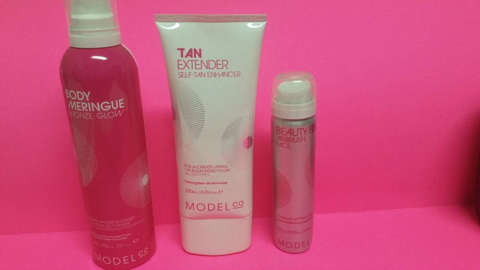ModelCo Australia Bronceador Extensor Crema en Tubo, Ajuste de Maquillaje con Aerógrafo. Foto 1 de 1