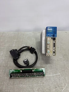 OMRON R7D-AP04L SmartStep Driver for 100V 1-ph 400W Servo Motor w/ Control Cable - Picture 1 of 17