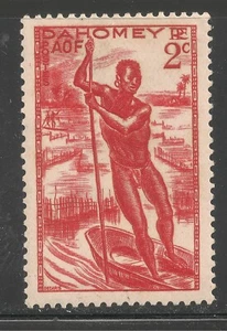 Dahomey #113 (A7) en estado bastante bueno MNH - 1941 2c hombre poling una canoa - Imagen 1 de 1