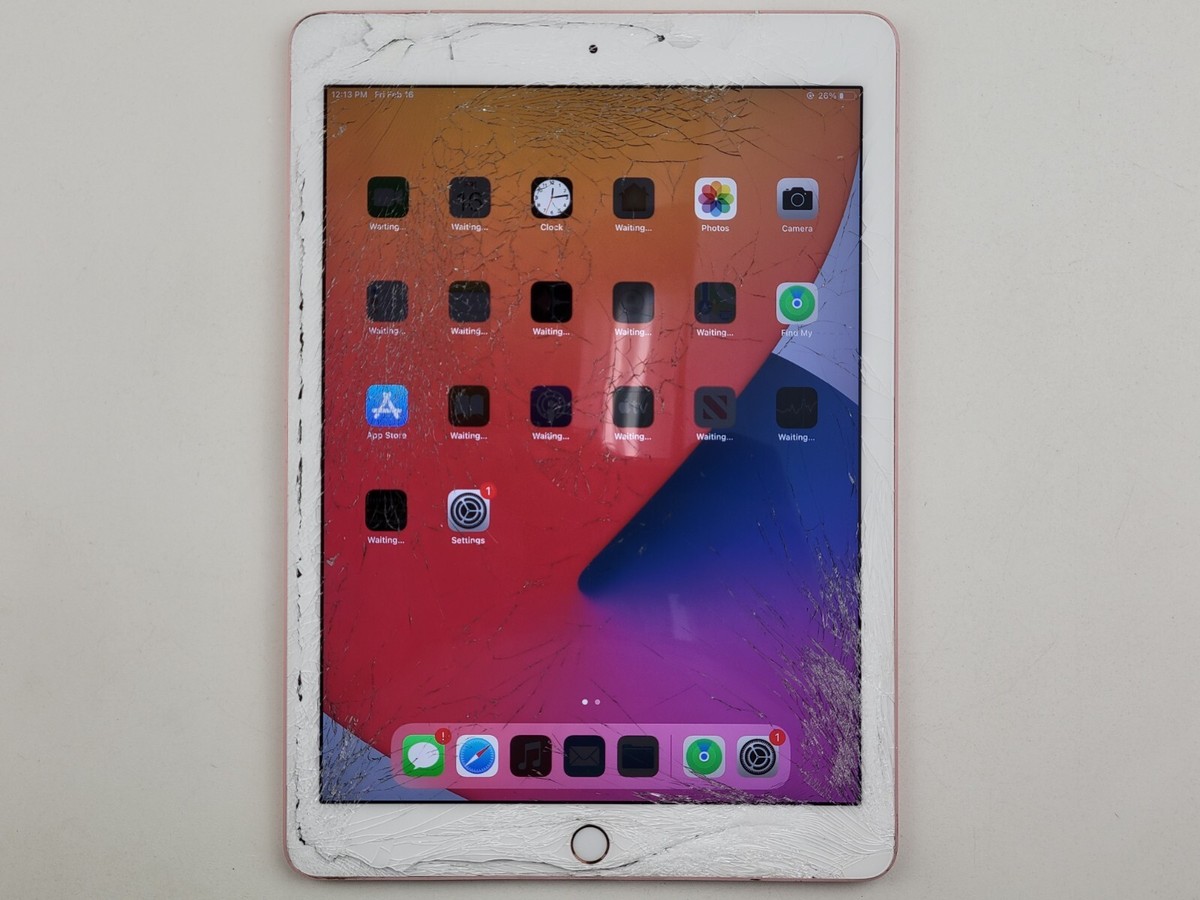 Apple iPad Pro (1st Generation) 32 GB Unlocked Tablets Apple iPad Pro (1st Generation) 32 GB Unlocked Tablets