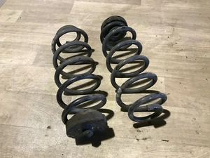 Molle molle assale posteriore Audi A4 B8 8K A5 berlina quattro 4 punti bianchi - Foto 1 di 4