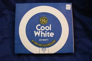 VINTAGE GE 22 WATT 8" CIRCLINE COOL WHITE FLUORESCENT BULB - Picture 1 of 3