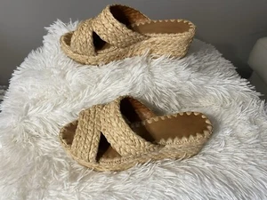 Ladies Carrie Forbes Wedge Sandal 38 / 7.5 Sexy Beach Vacation Comfort Boho - Picture 1 of 9