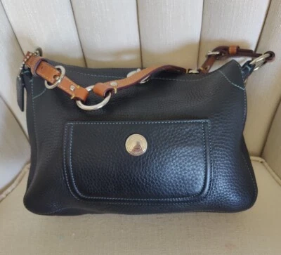 复古蔻驰手提包女式黑色鹅卵石皮革旋转锁切尔西钱包女士 — 第 1/4 张图片