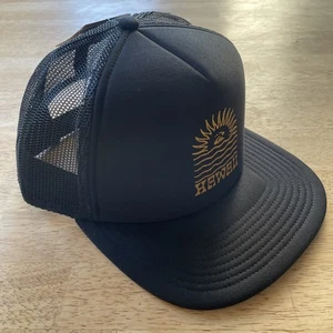 Quiksilver Men's Snapback Hat Black Hawaii Trucker New $30 - Picture 1 of 10