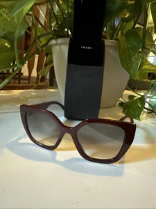 Prada Sonnenbrille Plum SPR24X 52 18 UAN - OA7 140 2N Neu Burgundy - Bild 1 von 8