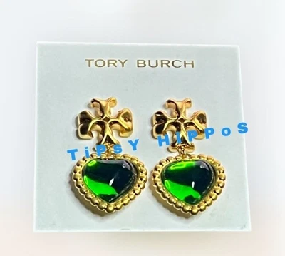Pendientes colgantes corazón Roxanne verde esmeralda y dorado Tory Burch Foto 1 de 4